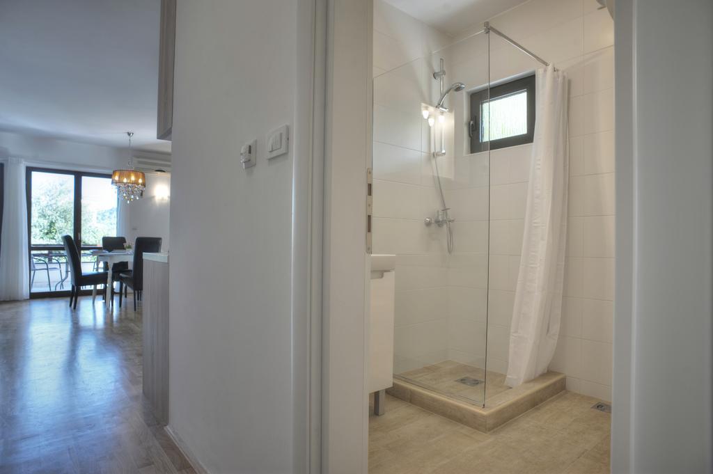 Gregovic Family Apartments Petrovac Екстериор снимка